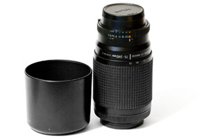  Nikon 75-240mm f/4.5-5.6D AF Nikkor