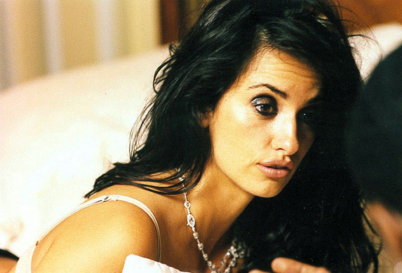 #17. America, Puff Daddy & Penelope Cruz, Jun 2005. Photographer: Peter Lindbergh