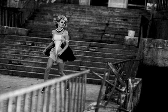 #5. Italian Vogue, Psycho, Amber Valletta, Apr 2004. Photographer: Peter Lindbergh