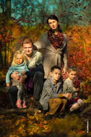 Осенняя семейная фотосессия с детьми на природе