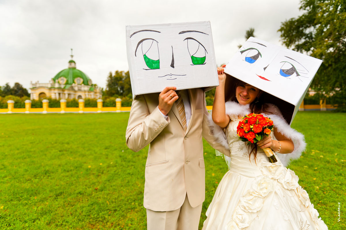 Фото жениха (зеленоглазый коробок) и голубоглазой коробочки (невесты)