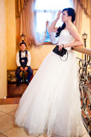 Фото невесты и жениха перед свадебным танцем