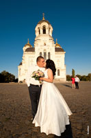 Свадьба в Новочеркасске от начала и до конца: фото утра невесты, свадебной прогулки, кафе