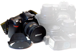 Цифровая фотокамера Nikon D70