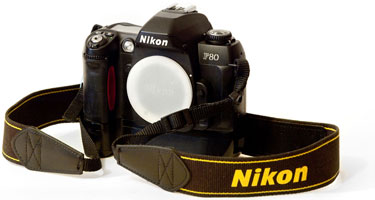  Nikon F80