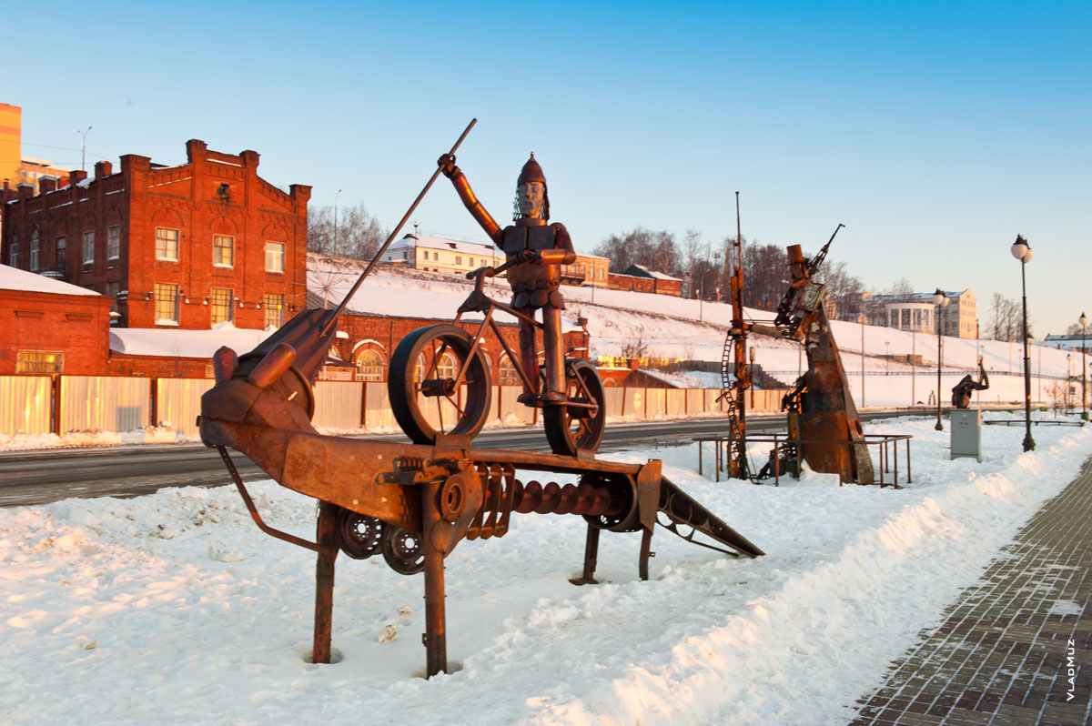 Ferrum FEST в Ижевске: серия металлических скульптур на набережной Ижевского пруда