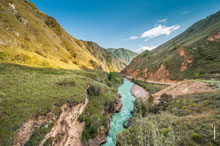 Фото реки Чегем и гор Чегемского ущелья