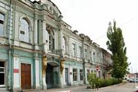 Военный госпиталь в Новочеркасске располагается в одном из самых красивых домов города