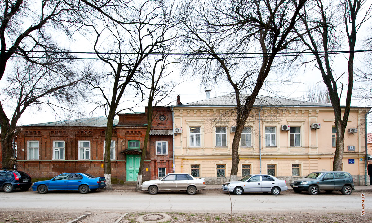 Фото 2-х старинных домов на улице Дубовского в Новочеркасске