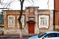 У старинных домов в Новочеркасске есть много оснований для симпатий у редких ценителей прекрасного