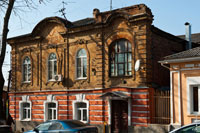Еще один старинный примечательный дом на улице Комитетской в Новочеркасске