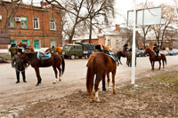 Фото казаков с лошадьми на Красном спуске в Новочеркасске