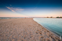 Фото песчаной Павло-Очаковской косы на Азовском море летом