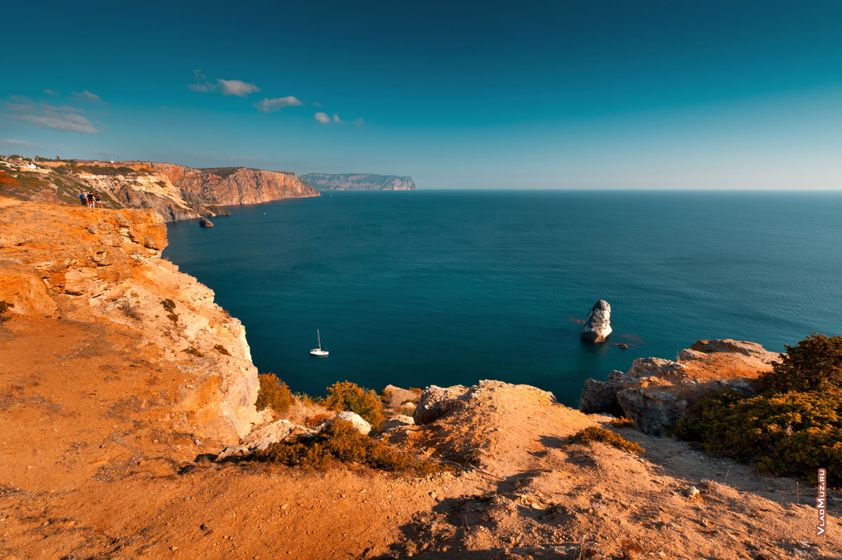 Крым, Фиолент: фото со смотровой площадки на море и скалы