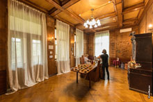 Фото интерьера помещения на даче Сталина в Сочи для чайных дегустаций