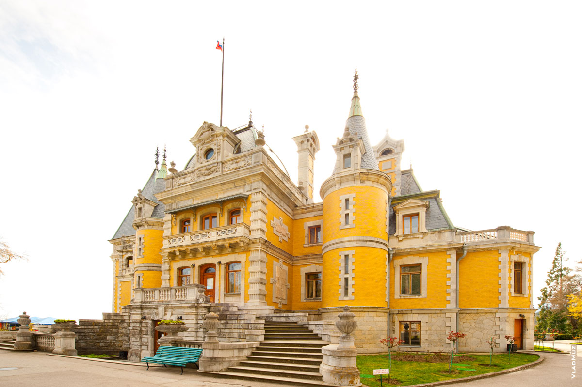 Фото № 6. Массандровский дворец в Ялте в Крыму